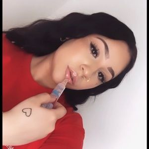 Meet your Posher, Tay